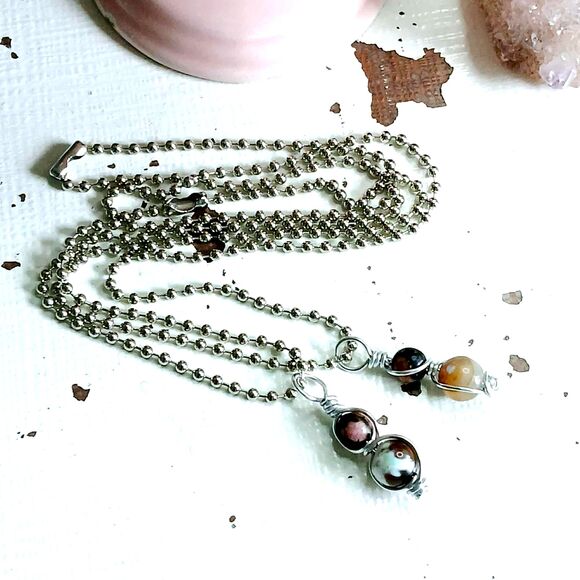 Rhodonite & Agate Crystal Necklace, Gemstone Necklace, 16" Ball Chain - Picture 4 of 4
